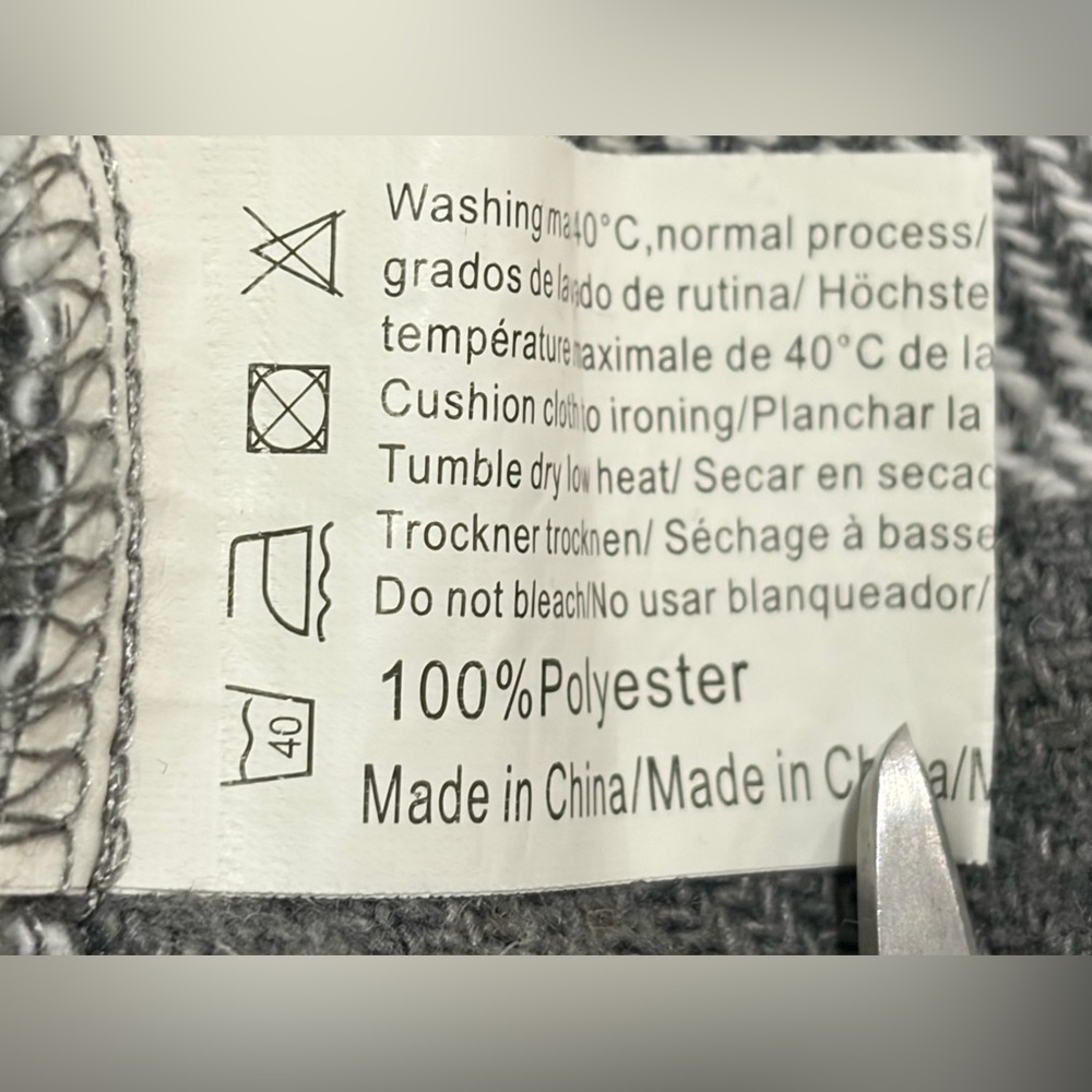 Cropped Plaid Flannel Shacket - Picture 11 of 12